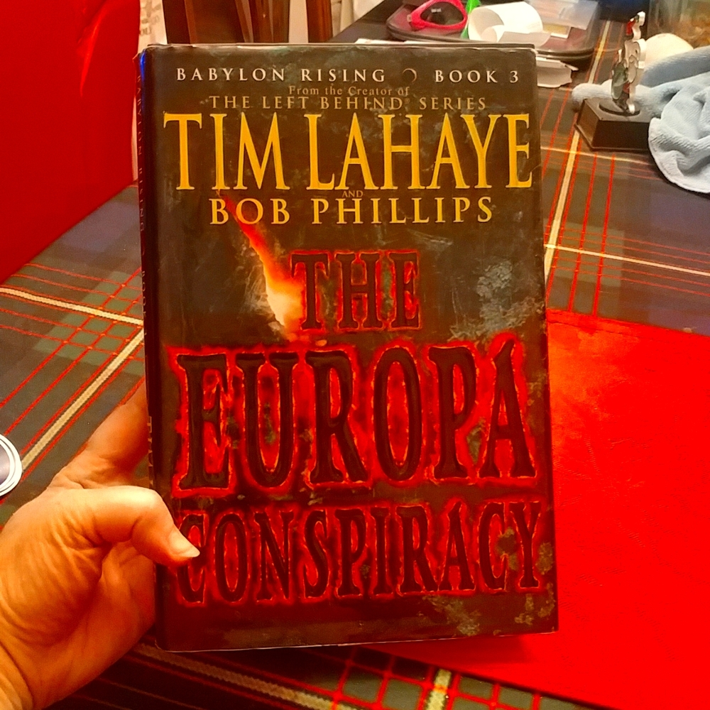10/$10  The Europa Conspiracy by Tim Lahaye